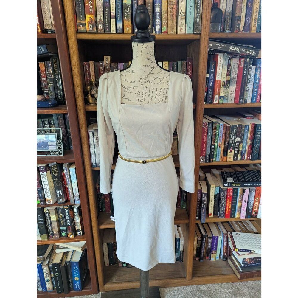 Alice + Olivia Women's Medium Silk White Square Neck Open Back White Gold Dress